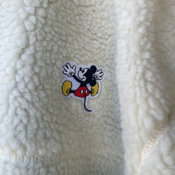 Disneyland Shanghai reversible jacket - Picture 9 of 9